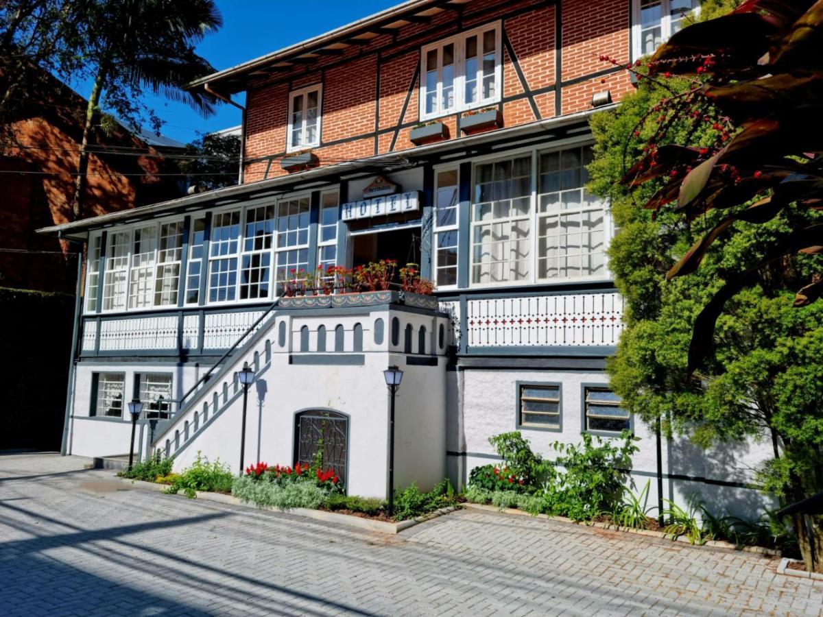 Hotel Hermann Blumenau Exteriör bild