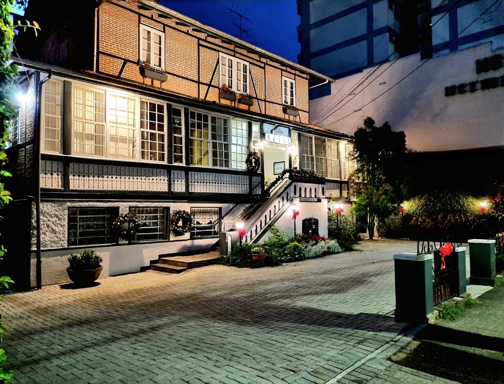 Hotel Hermann Blumenau Exteriör bild