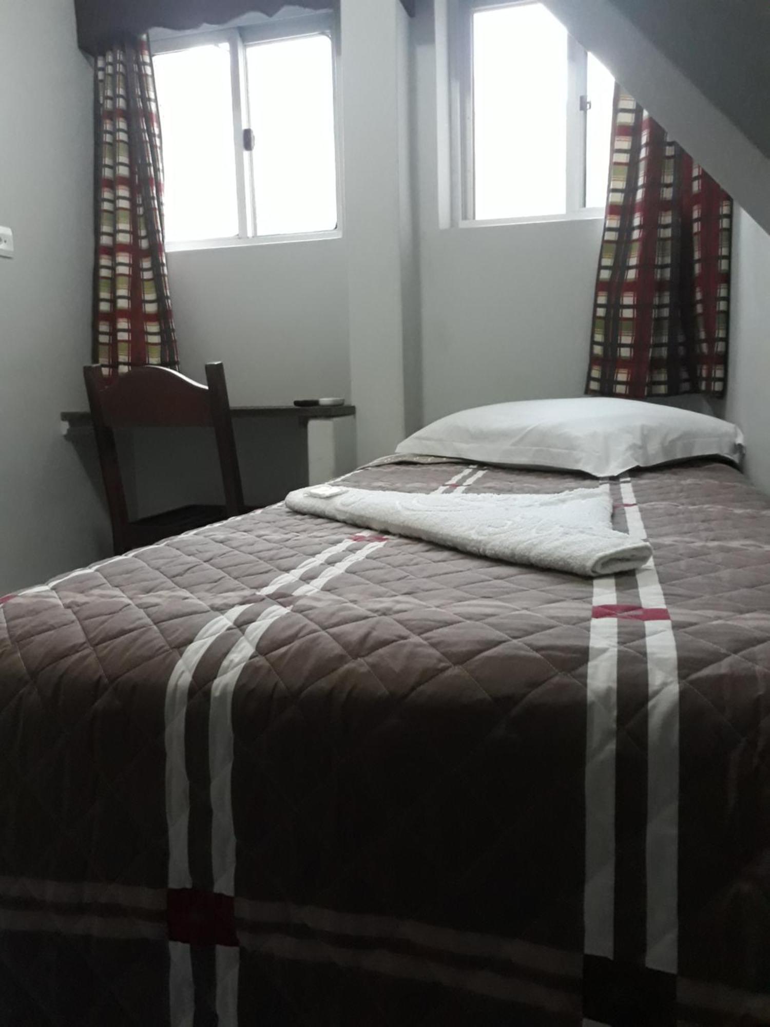 Hotel Hermann Blumenau Rum bild